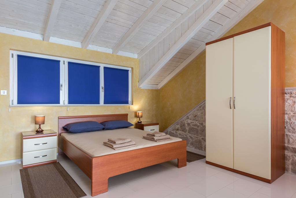 Holiday Home Luna Orebić Esterno foto